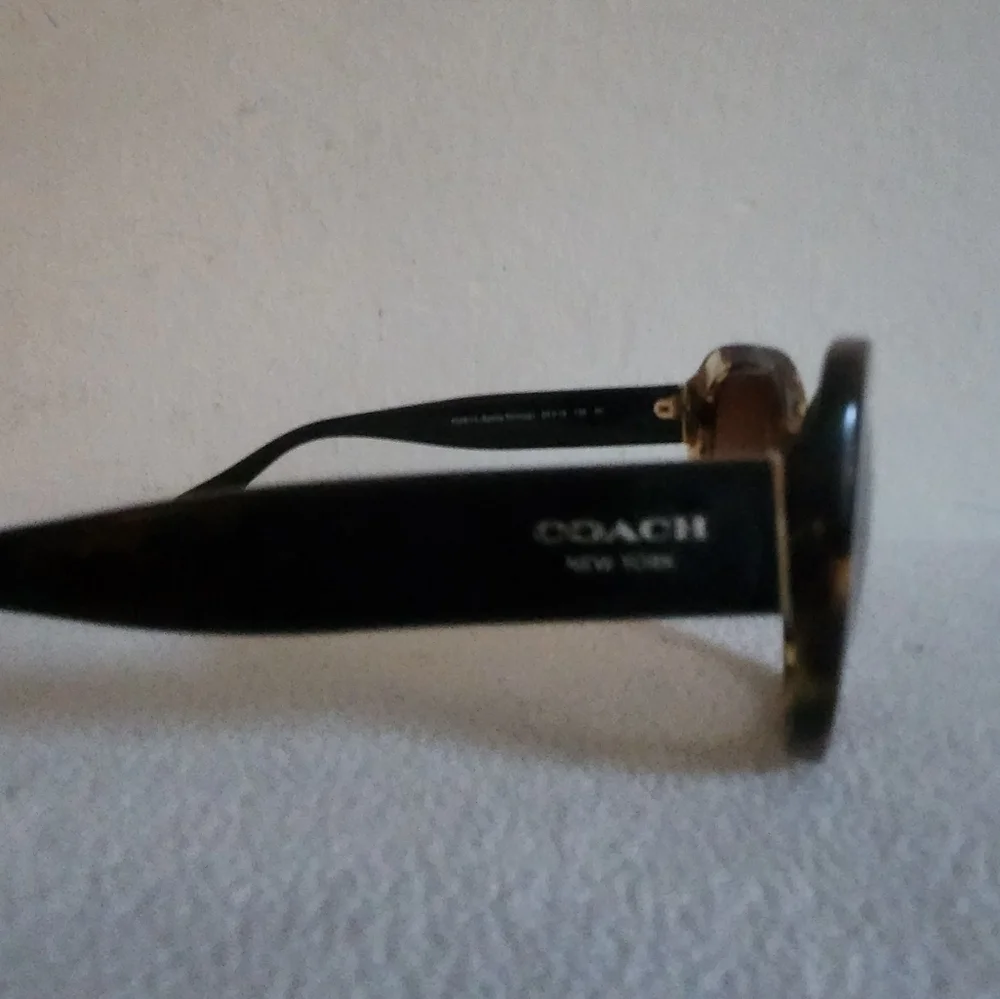Coach Sunglasses - Picture 2 of 6